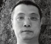 李英伟